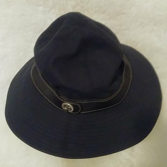 COACH Dark Blue Hat w/ Brown Leather Trim & Clasp - Picture 2 of 5